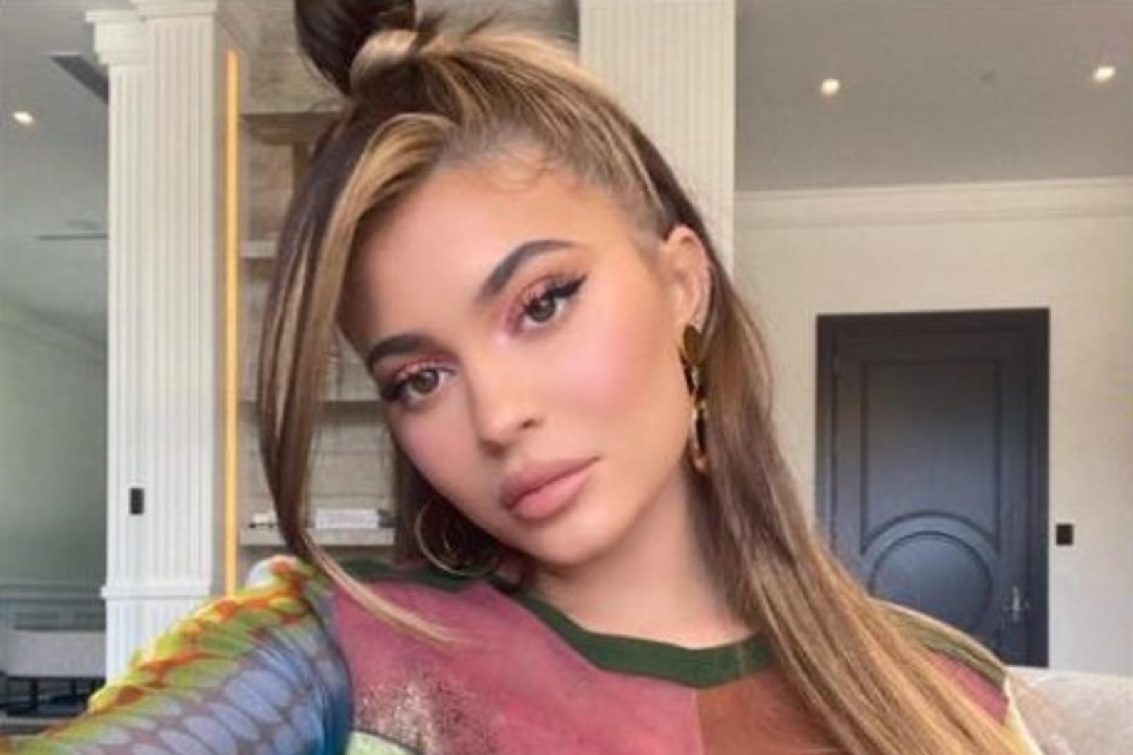 Kylie Jenner deilir frá lífi sínu á Instagram, en hún …