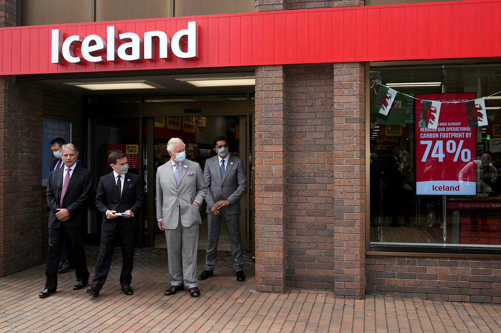 Hér má sjá verslun Iceland í Bretlandi sem Karl Bretakonungur, …