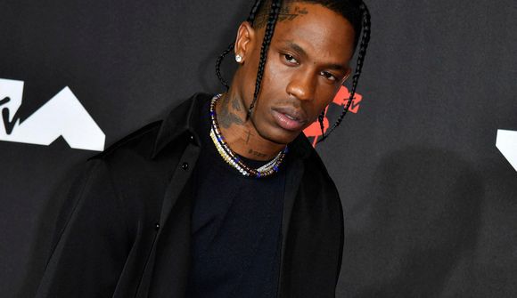 Travis Scott handtekinn í París