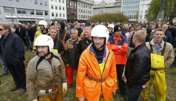 Fjölmenni á samstöðufundi á Austurvelli