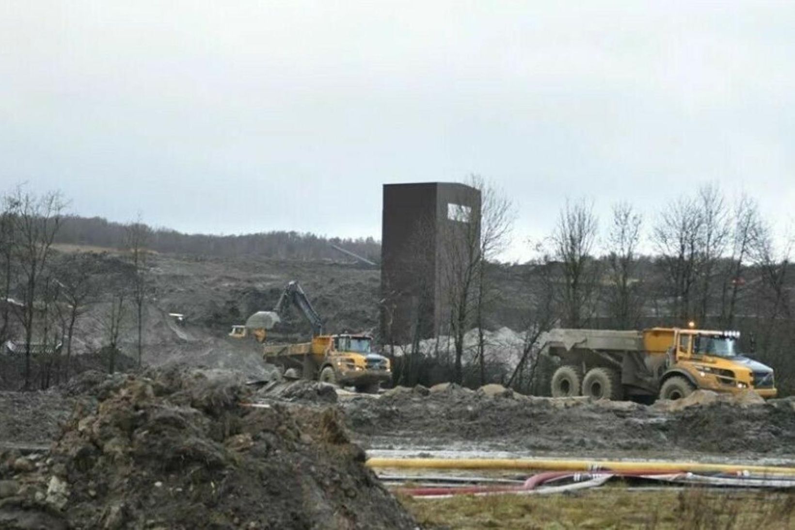 Heldur óþrifalegt er um að litast á athafnasvæði Nordic Waste …