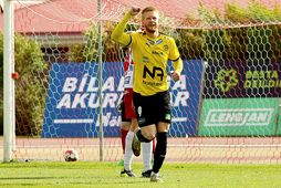 Viktor Jónsson skoraði þrennu á aðeins 10 mínútum fyrir ÍA gegn HK.