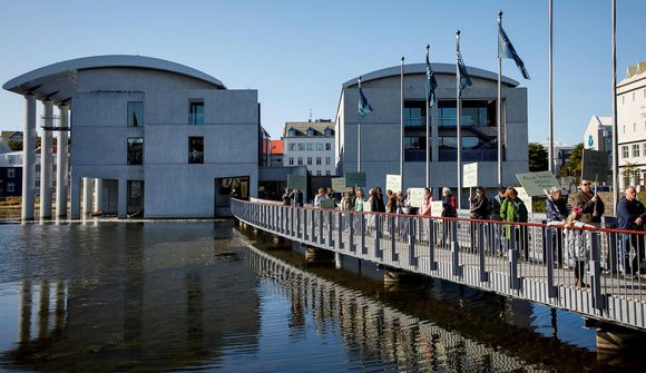 Vantar 50 milljarða í bæjarsjóðina