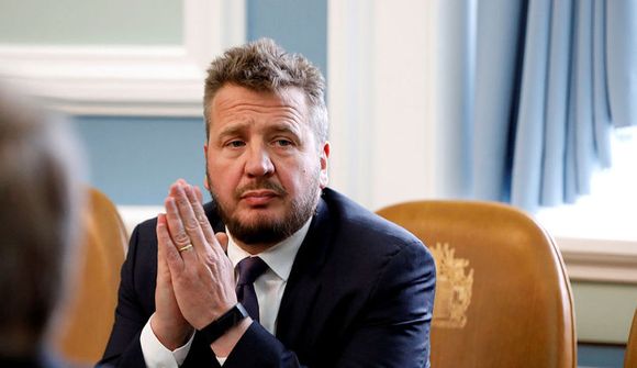 Orkupakkinn ræddur fram og til baka