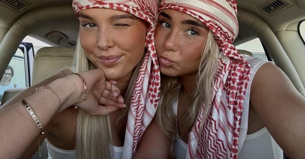 Sunna Natalía og Sóley Bára.