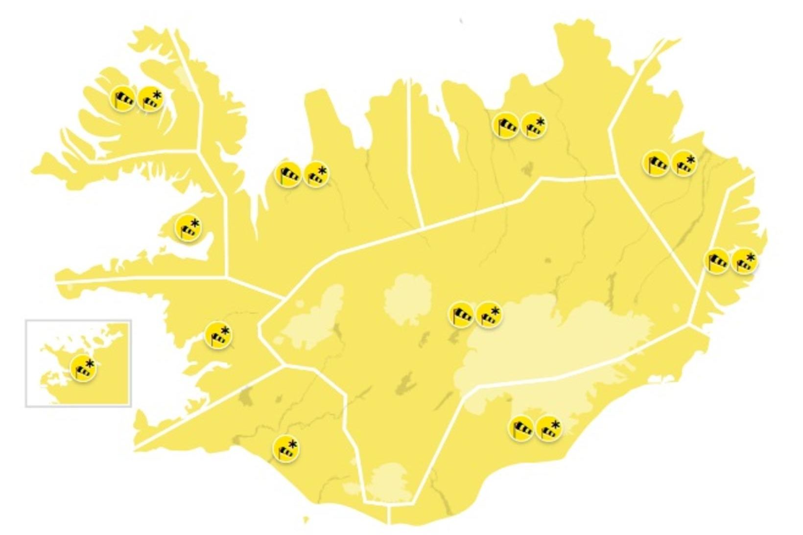 Snarpar vindhviður verða við fjöll.