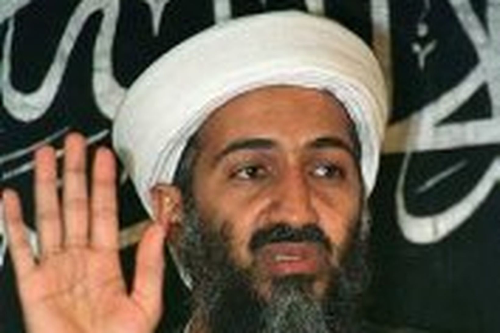 Osama bin Laden, leiðtogi Al -Qaida. Le Monde staðhæfir að …