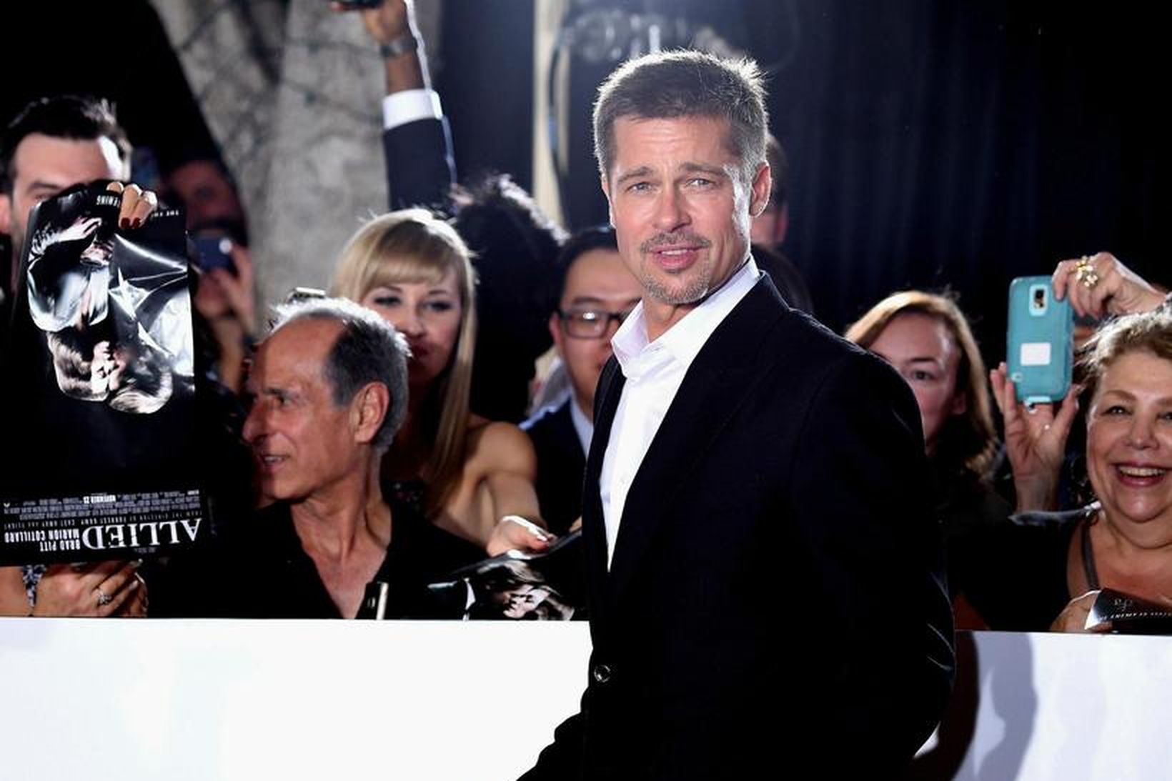 Brad Pitt mætti á frumsýningu nýjustu kvikmyndar sinnar í gær.