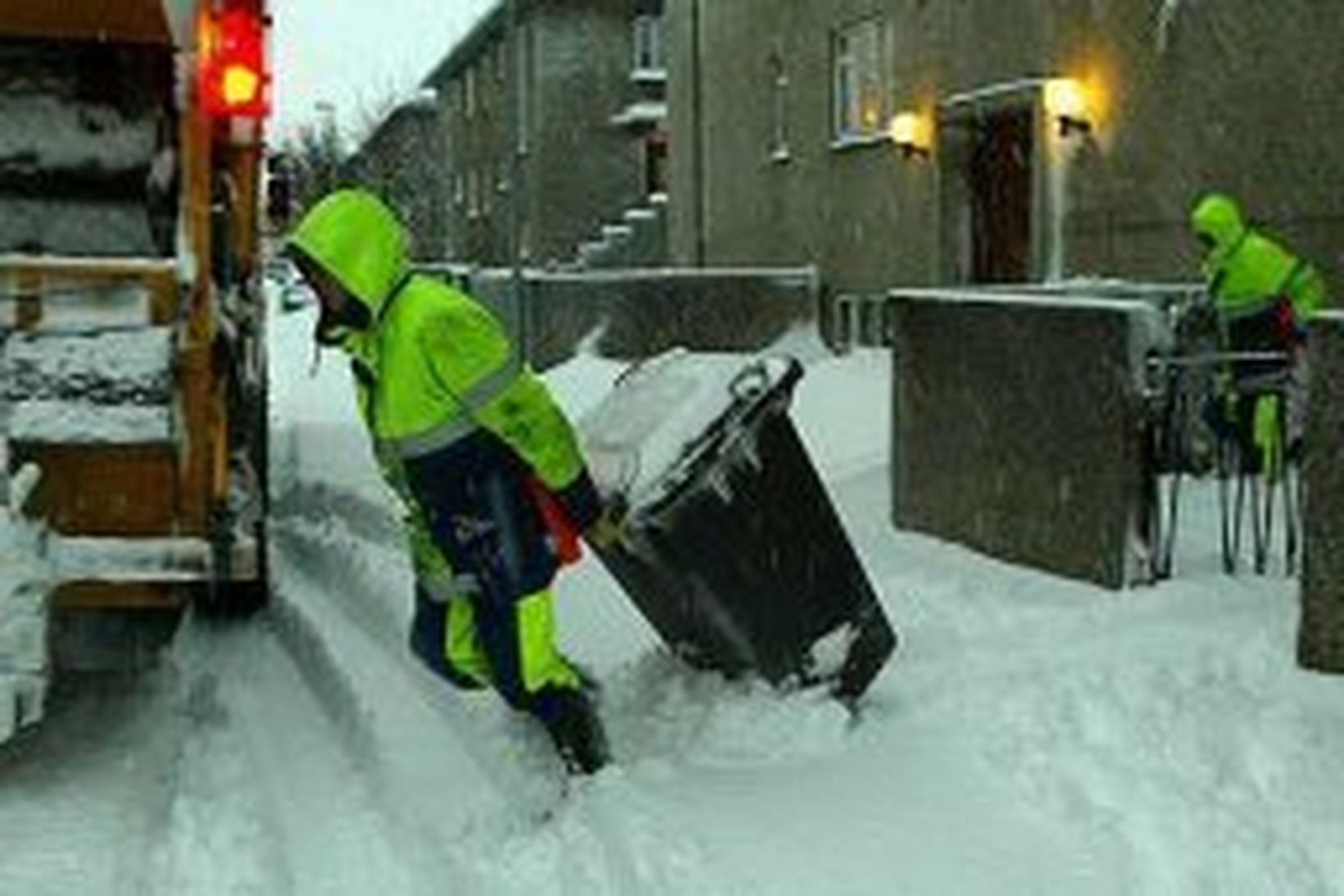 Sorphirða í miklum snjó er gríðarlega erfitt starf og því …