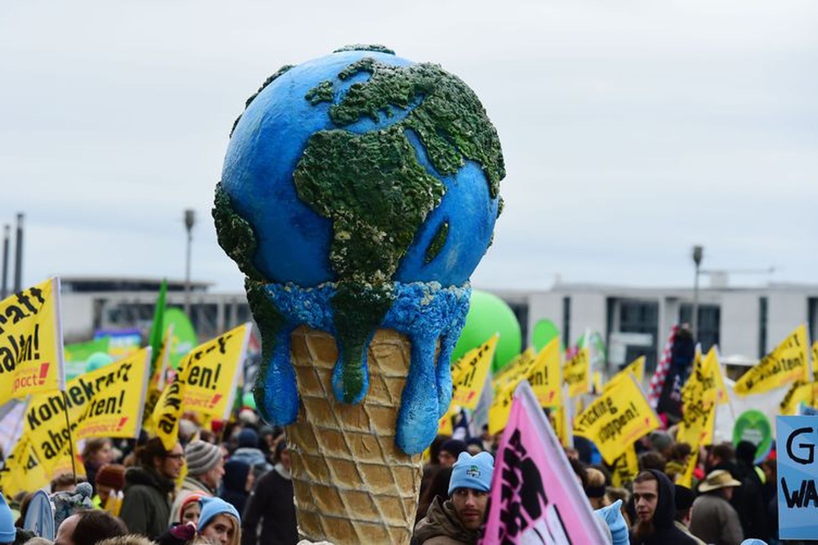 Frá göngu Global Climate March í Berlín.