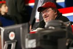 Michael Moore í blaðamannastúku á flokksþingi repúblikana í New York í gær.