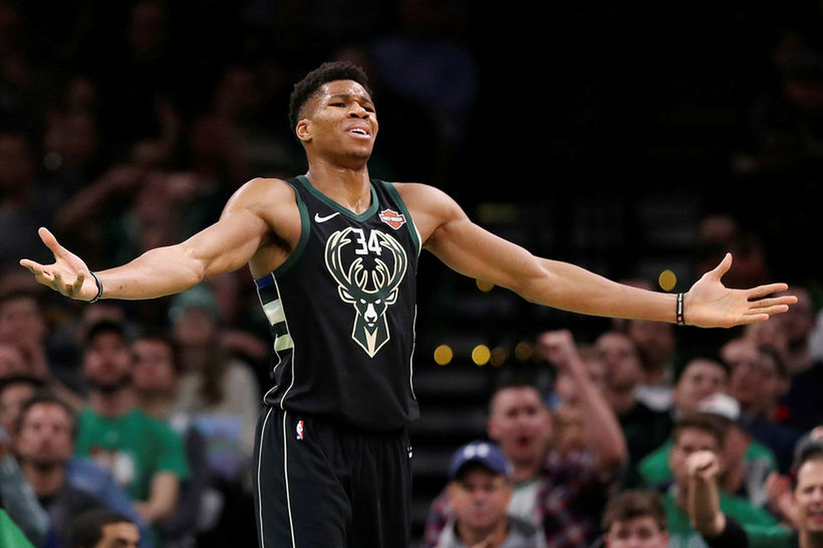 Giannis Antetokounmpo átti stórleik.