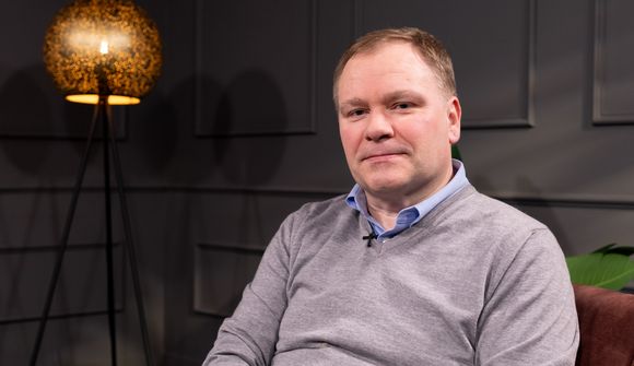 Þvagi og saur daglega slett á fangaverði