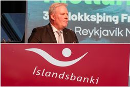 Sigurður Ingi vonar að hlutirnir geti gerst hraðar en Íslandsbanki spáir.