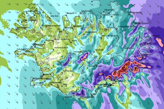 This is the Icelandic Meteorological Office's wind forecast for Iceland at 9am tomorrow. Amy, currently south of Iceland, is heading northeast.