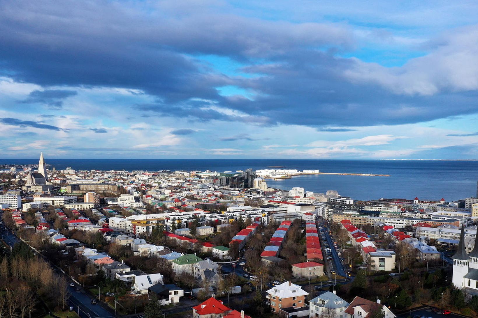 Minnihlutinn félagsmanna vill halda áfram viðræðum