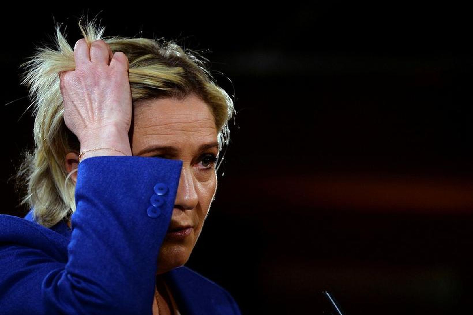 Forsetaframbjóðandinn Marine Le Pen sendi frá sér yfirlýsingu vegna málsins …