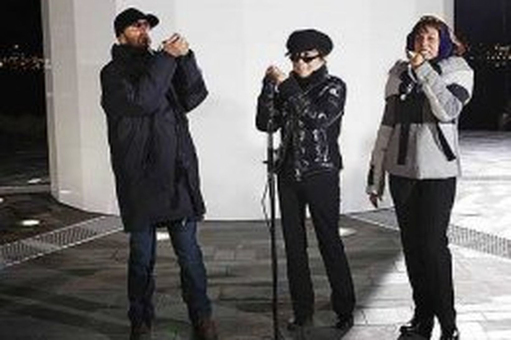 Ringo Starr, Yoko Ono og Olivia Harrison í Viðey í …