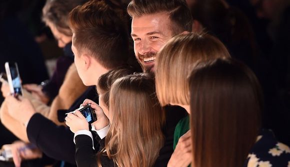 Fimmtugsafmæli Beckham í skugga bræðradrama