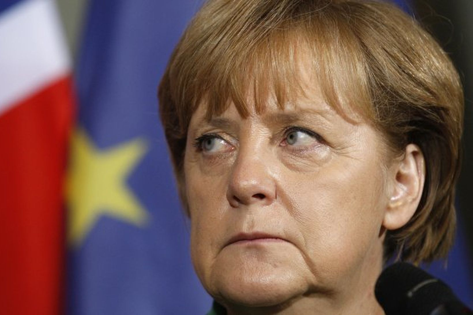 Angela Merkel kanslari boðar stofnun efnahagsbandalags Evrópu.