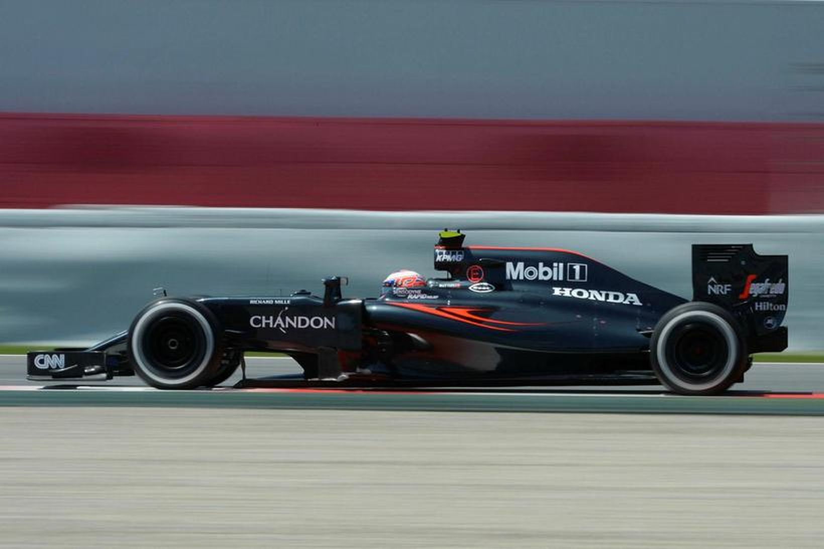 Uppfærsla í vél McLarenbílanna ætti að koma sér vel fyrir …