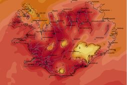 Hitaspáin á landinu síðdegis á laugardag.