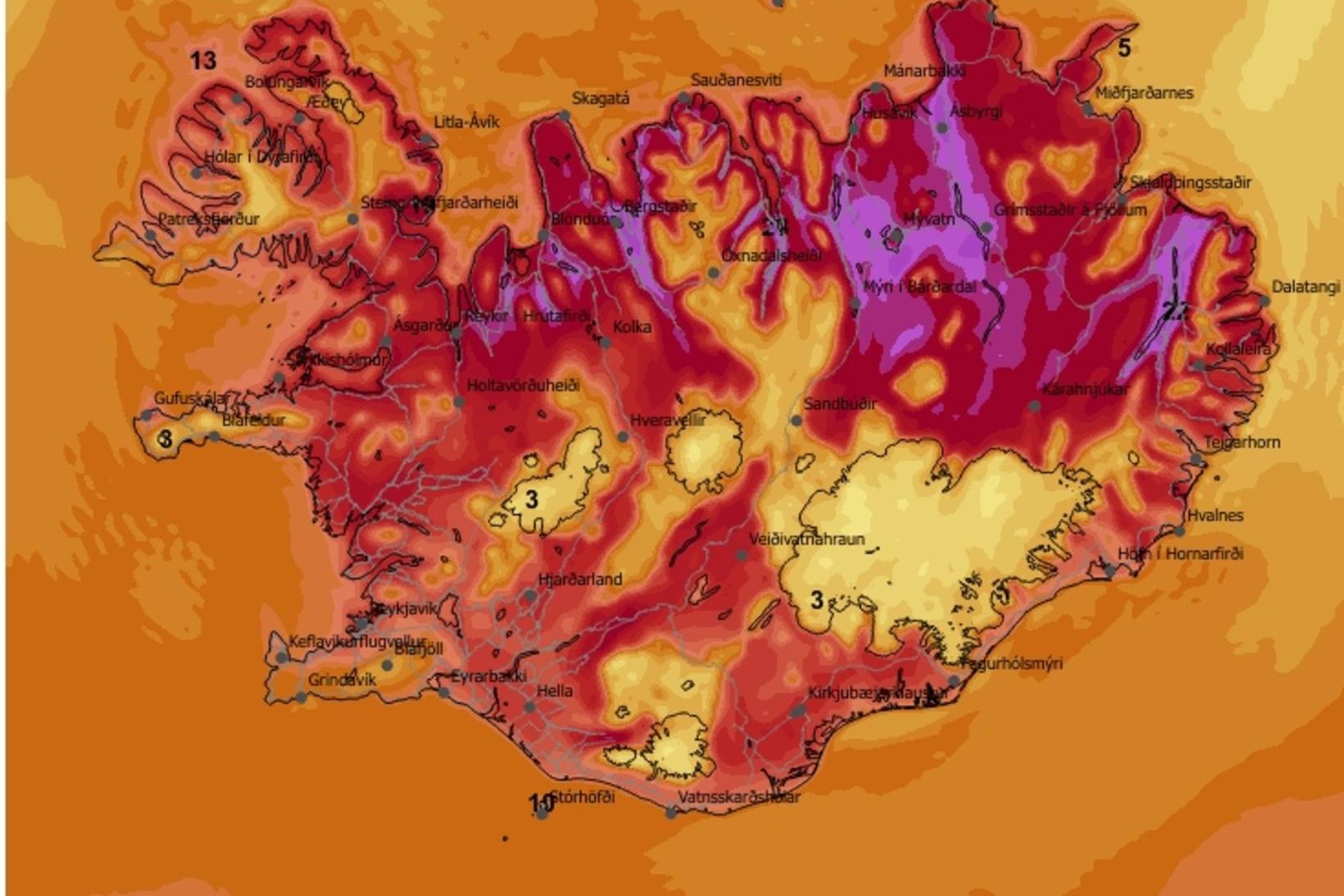 Hitaspá Veðurstofu Íslands klukkan 15 í dag.