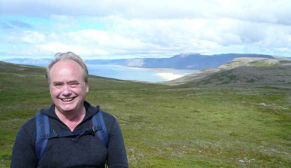 Gylltar strandir og stórkostleg fuglabjörg: Árbók Ferðafélags Íslands í prentun