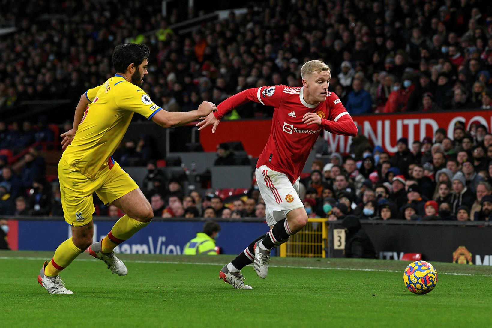 Donny van de Beek fer líklegast til Everton.