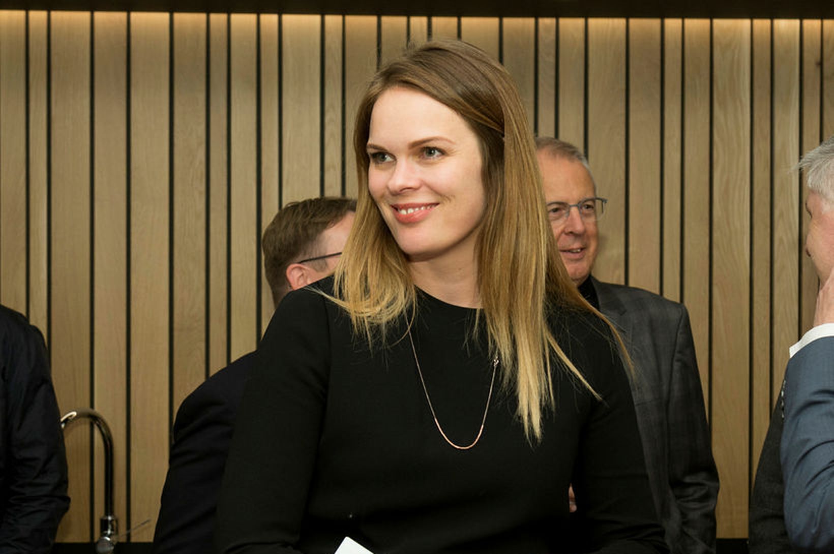 Björt stofnar fyrirtæki með eiginmanninum 