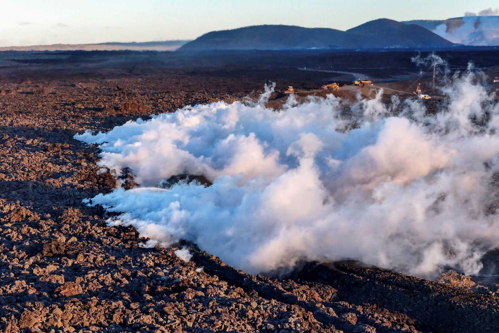 Líklegt er að það dragi til tíðinda á Sundhnúkagígaröðinni fyrr …