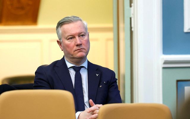 Jens Garðar Helgason þingmaður Sjálfstæðisflokksins ræddi frumvarp um hækkun veiðigjalds í þinginu í kvöld og …