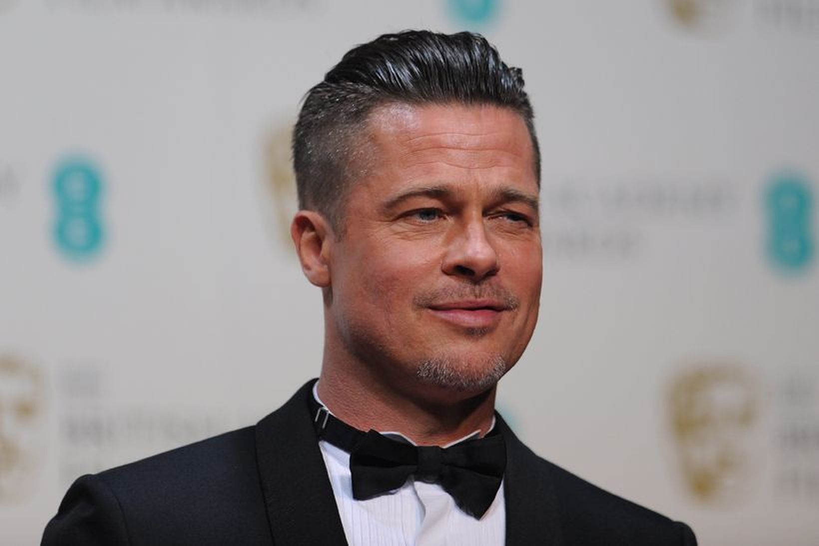 Brad Pitt fékk ágæta brúðkaupsgjöf frá eiginkonunni.