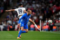 Jón Dagur Þorsteinsson í baráttu við Englendinginn Trent Alexander-Arnold á Wembley. Jón spilaði mest af …