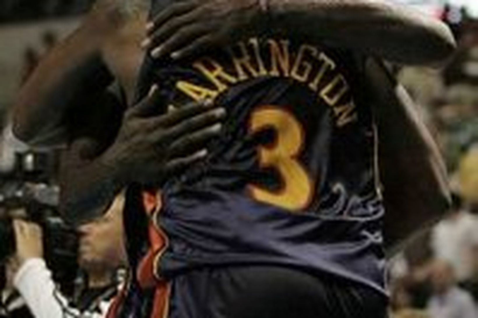 Jason Richardson og Al Harrington fagna sigri Golden State Warriors.