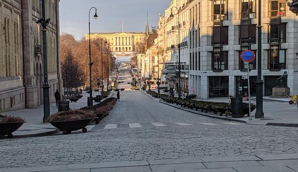 Líklega rangt að loka öllu 