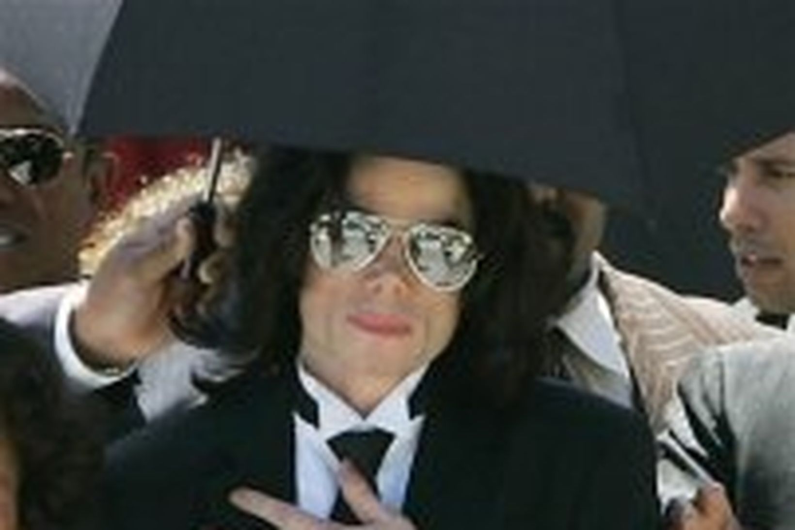 Michael Jackson hefur hlotið viðurnefnið „Whacko Jacko“ í slúðurblöðum og …