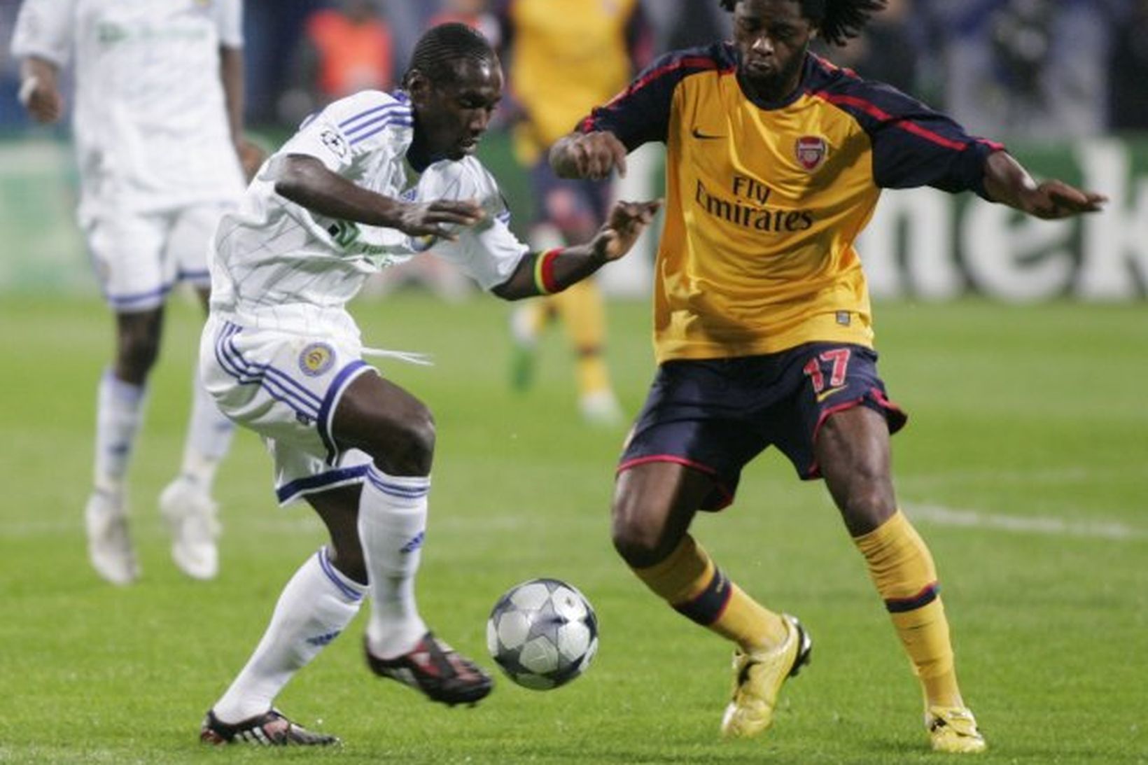 Ismael Bangoura, markaskorari Dynamo Kiev, Alexandre Song hjá Arsenal eigast …