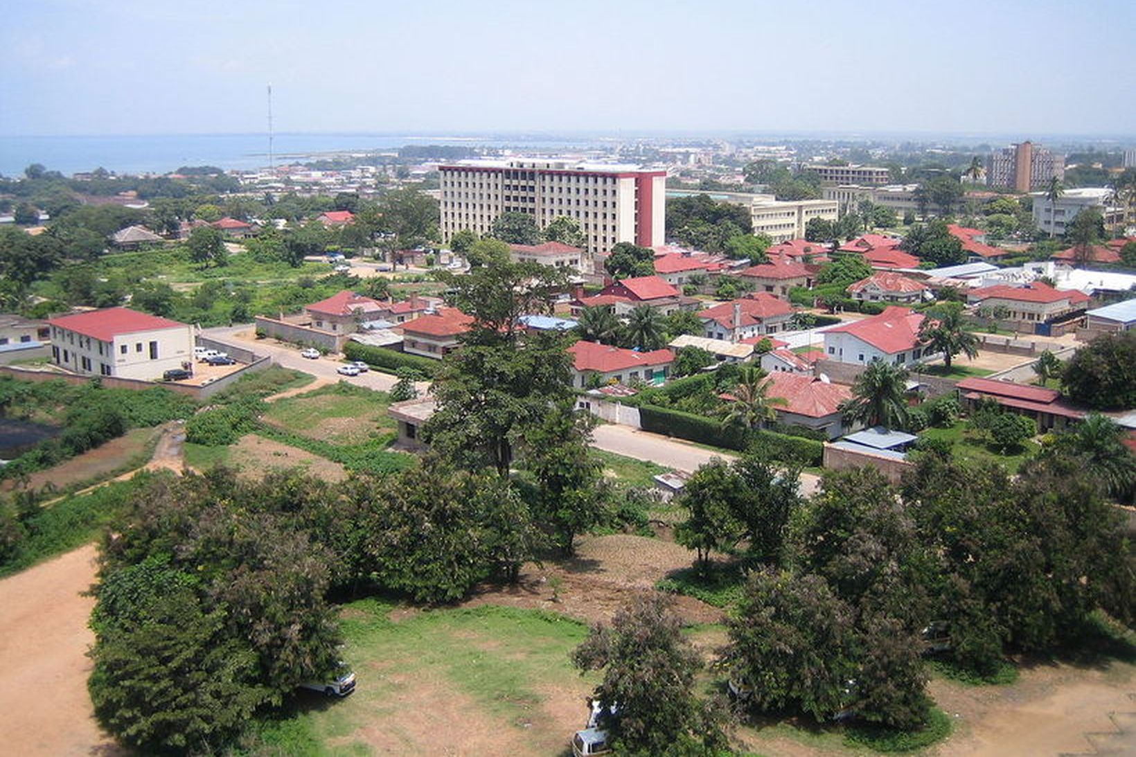 Frá Bujumbura, höfuðborgi Burundi.