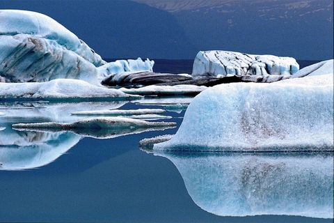 Jökulsárlón, one of Iceland's premier tourist attractions.