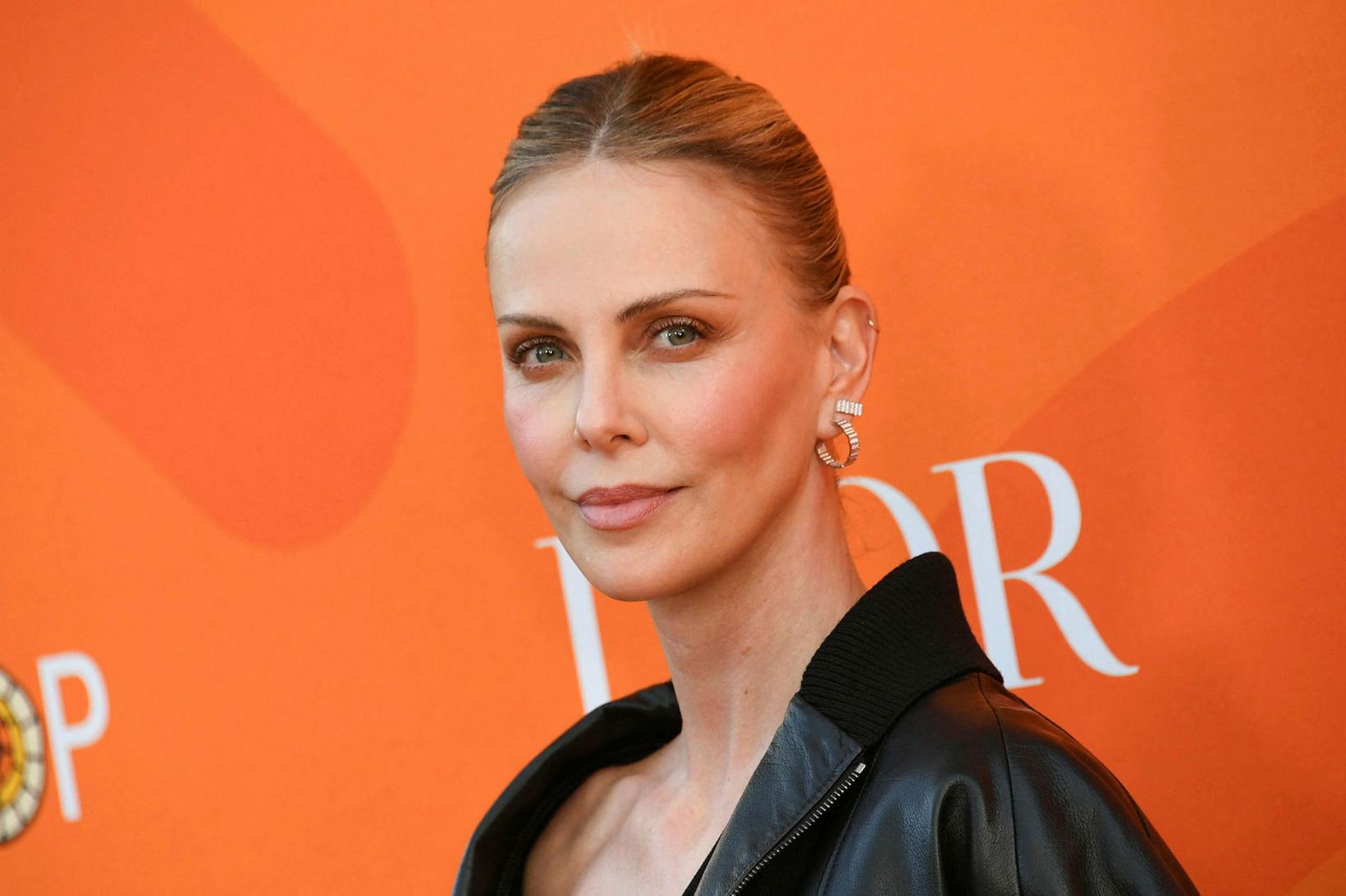 Suður-afríska leikkonan Charlize Theron lét í sér heyra varðandi brúðkaup …