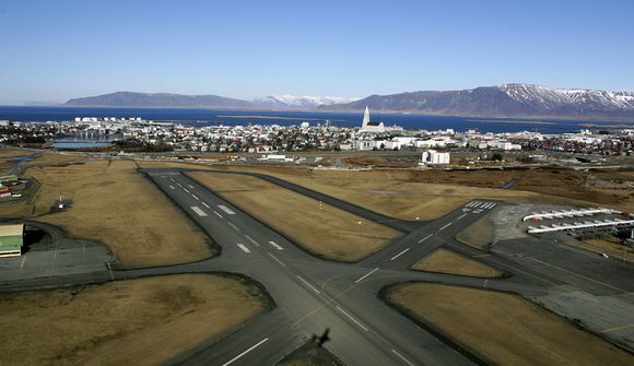 Landsbyggðin fái bætur fyrir flugvöllinn