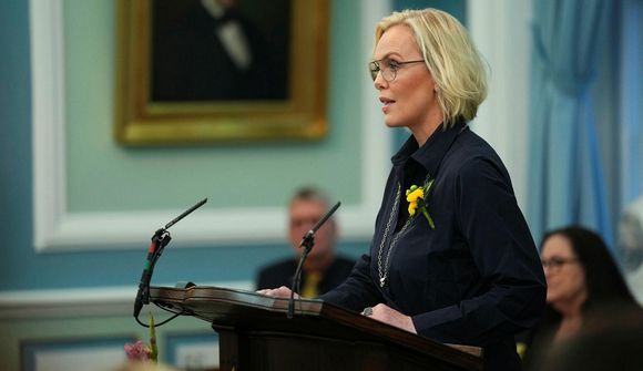 Hefjum ekki nýtt blómaskeið með hærri sköttum