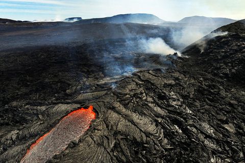 Það er viðbúið að það verði kvikuhlaup eða jafnvel eldgos í lok janúar eða í …