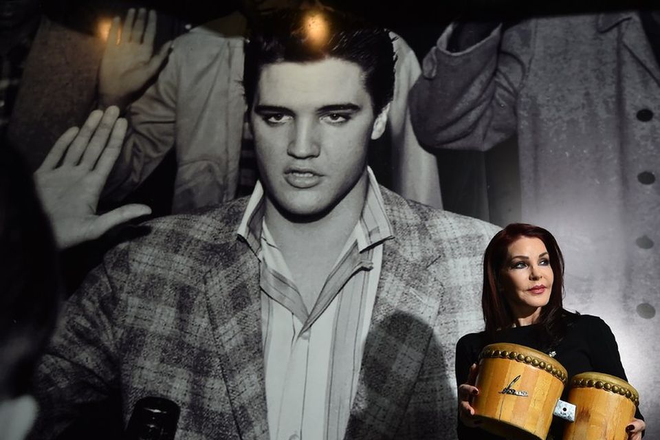 Priscilla Presley ávarpaði aðdáendur við Graceland í tilefni dagsins. Myndin er úr safni.