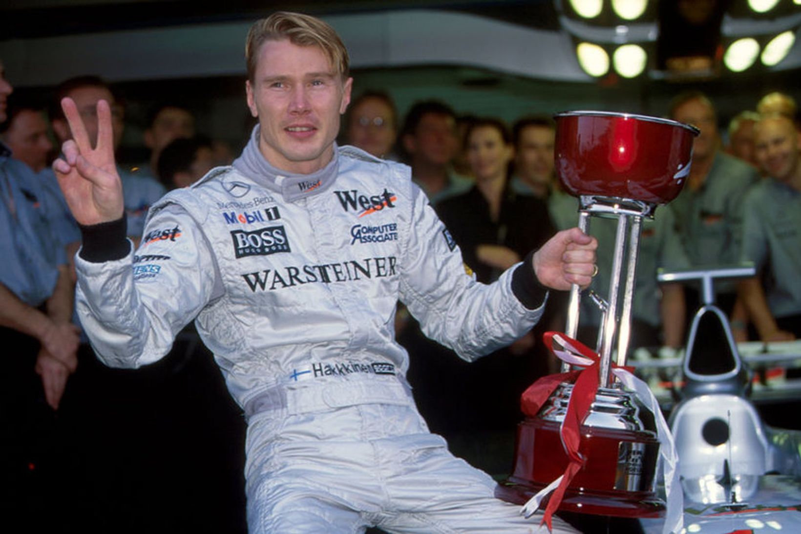 Mika Häkkinen varð heimsmeistari ökumanna í formúlu-1 árin 1998 og …