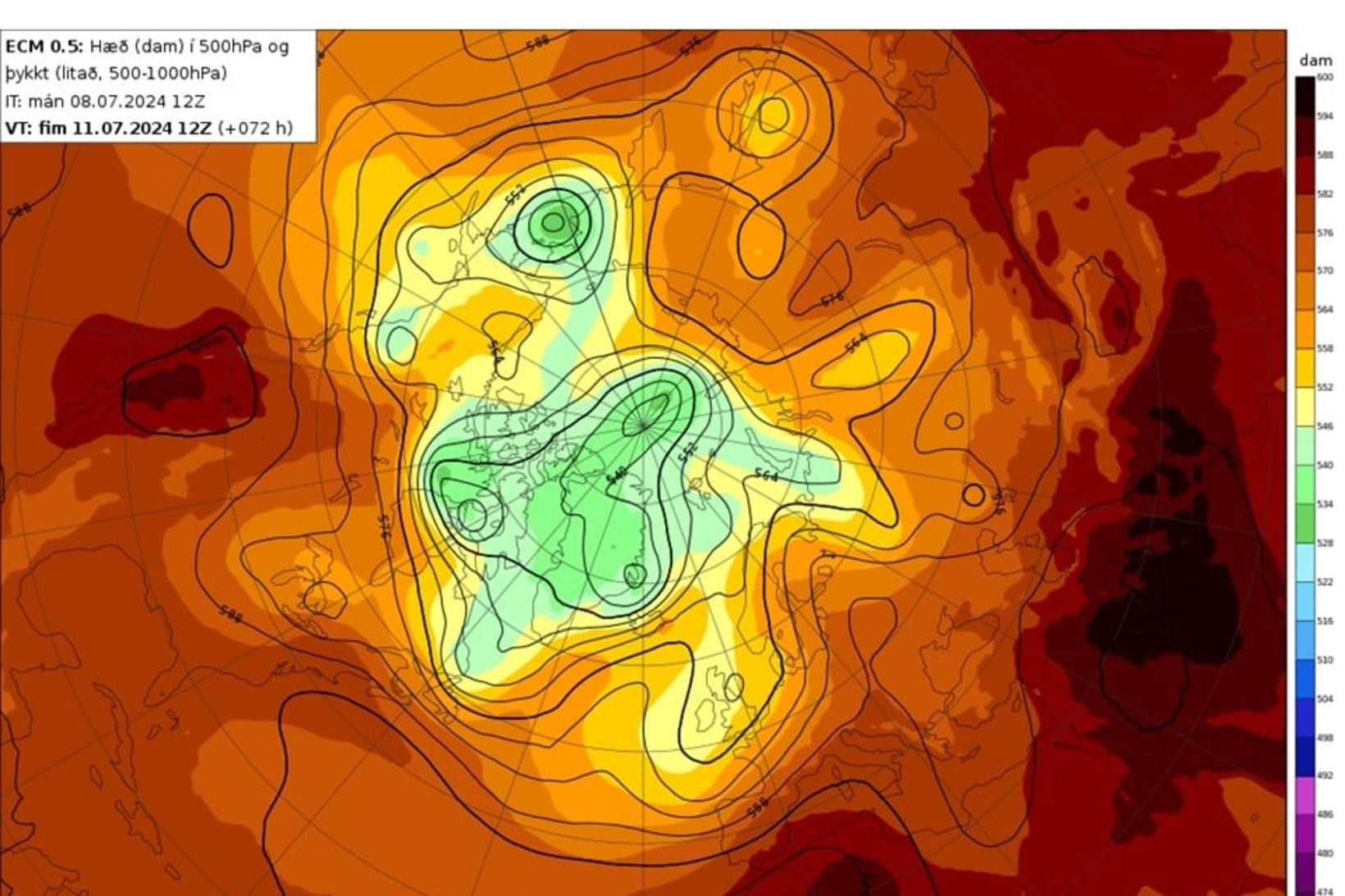 Hlýja loftið verður ofan á, að sögn Einars.