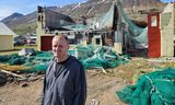 Hilmar Daníel Valgeirsson er eigandi að Aðalgötu 6b. sem fór illa í óveðri árið 2023.