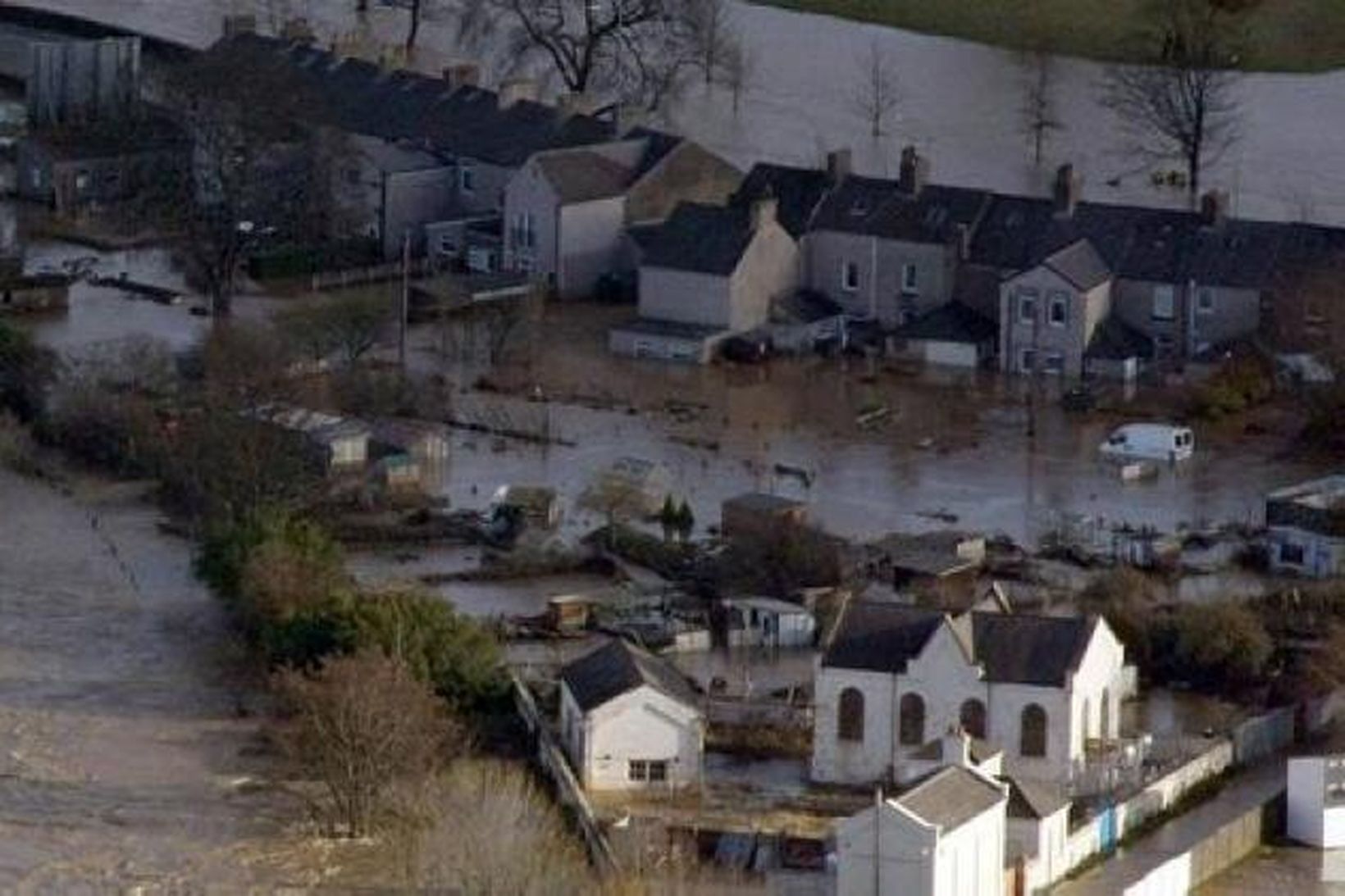 Þorpið Workington í Cumbriu er umflotið vatni.