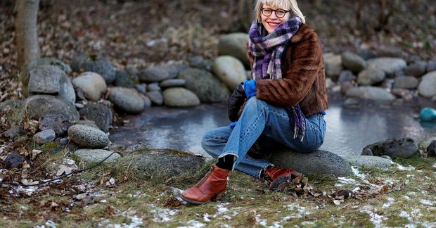 Rán Flygenring teiknar og skrifar um lífið sem hverfist um tjörnina í bakgarðinum.